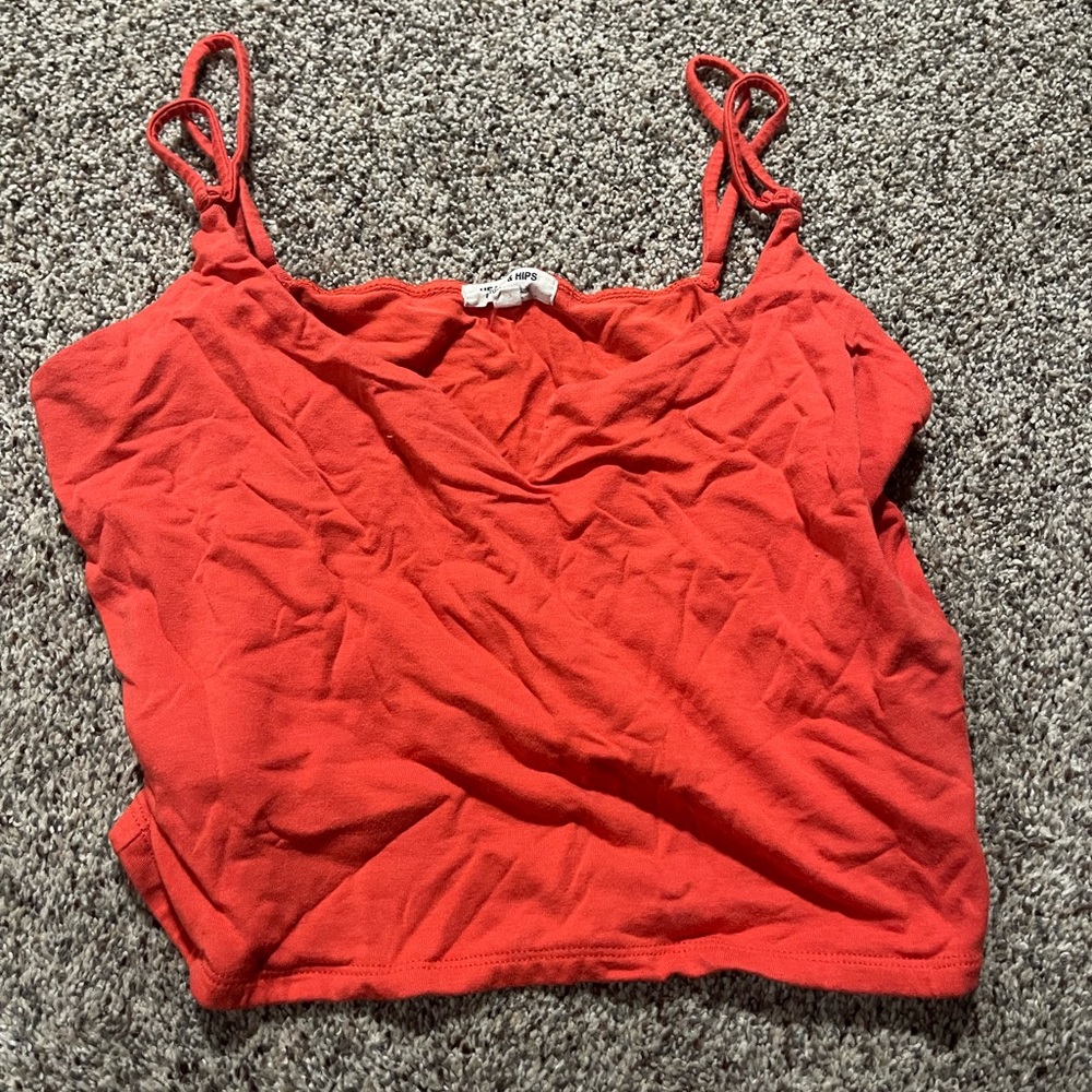 crop top, semi v neck